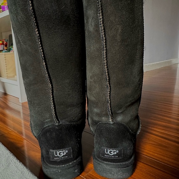 UGG Classic Tall, Black, W9 - Picture 6 of 8